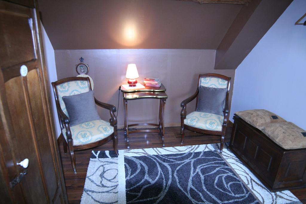 Chambre D'Hotes Du Domaine De La Haute Poignandiere Saint-Germain-de-la-Coudre Room photo