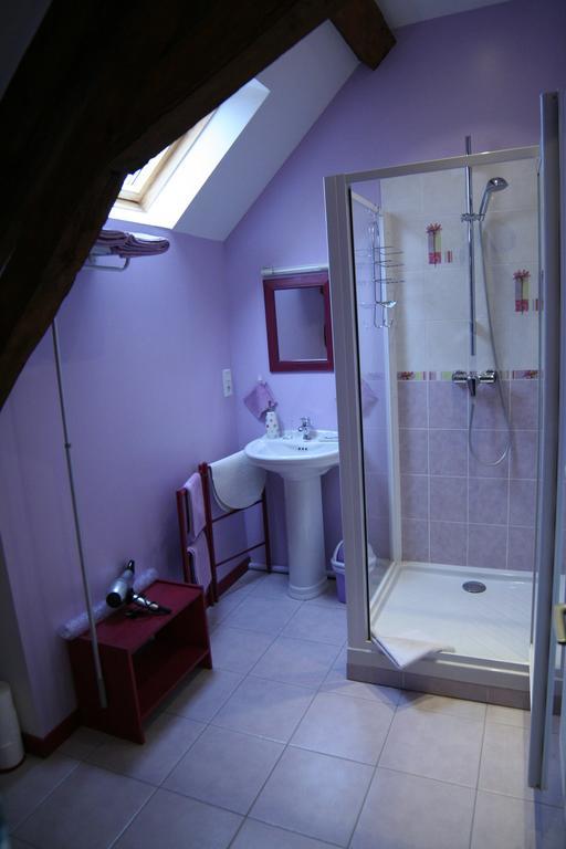 Chambre D'Hotes Du Domaine De La Haute Poignandiere Saint-Germain-de-la-Coudre Room photo